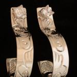 View the image: Stud Jacket carve inside and out Hoop